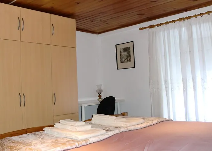 Mira House Holiday home *