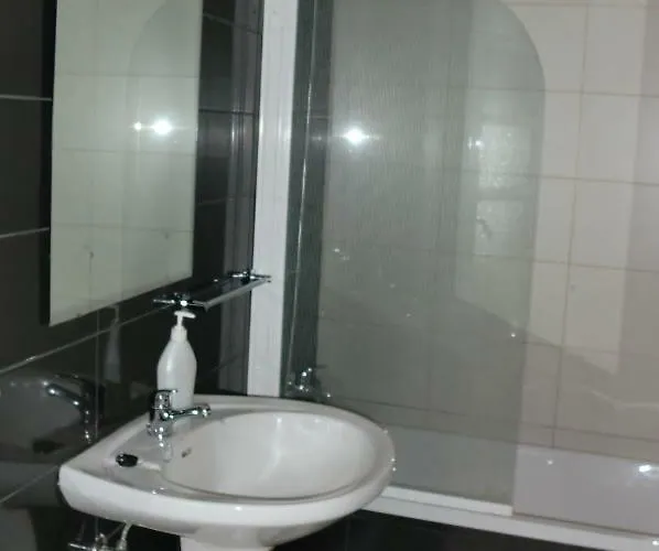 Дом отдыха Mira House *